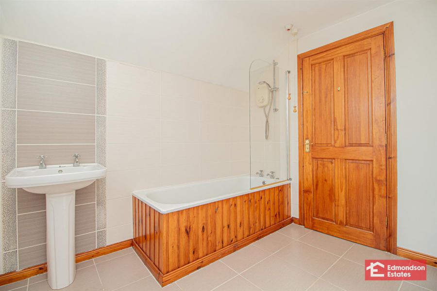 31 Riverview Park