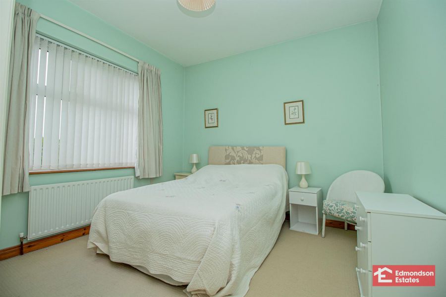 52 Tullymore Dale