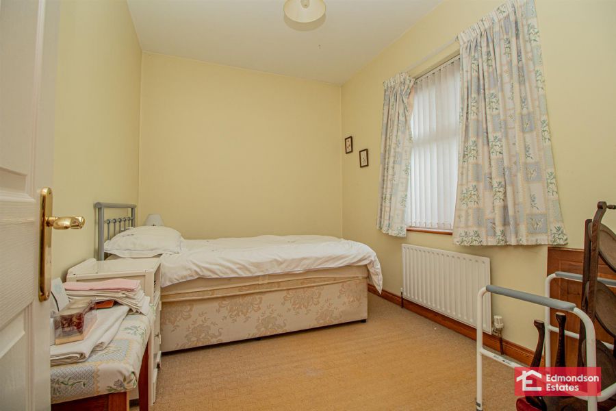 52 Tullymore Dale