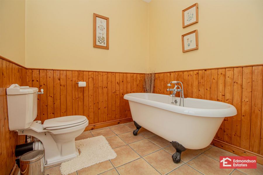 52 Tullymore Dale
