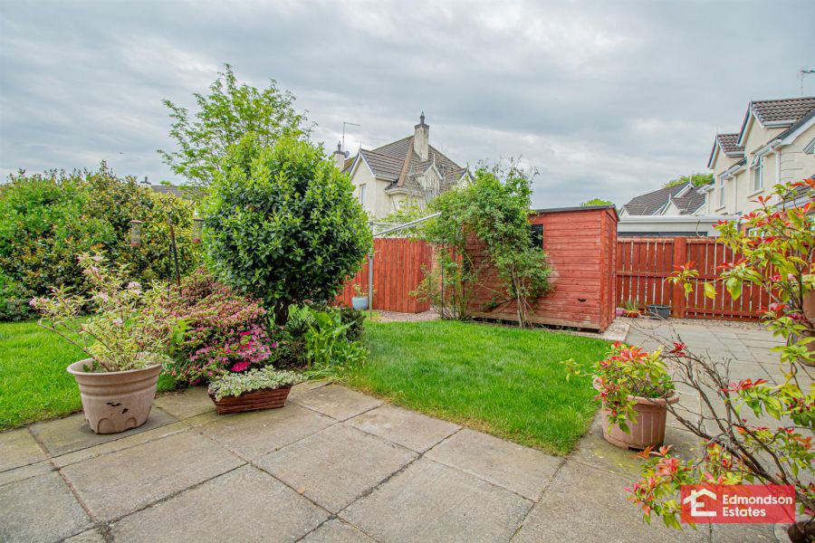 52 Tullymore Dale