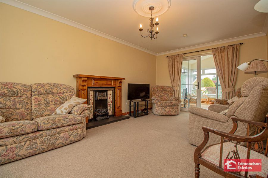 52 Tullymore Dale