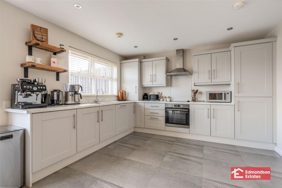 27 Quarry Hill