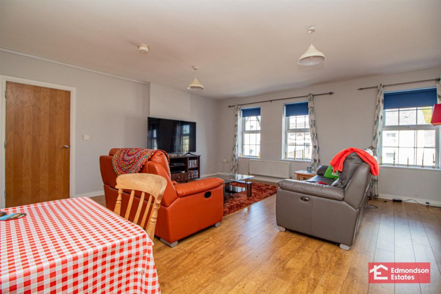 7 Springmount Mews