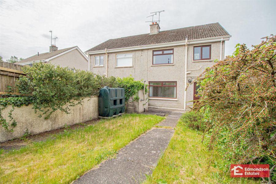 29 Tullymore Park
