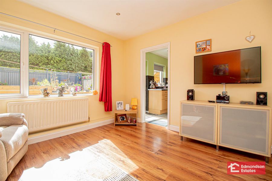 73 Firmount Crescent