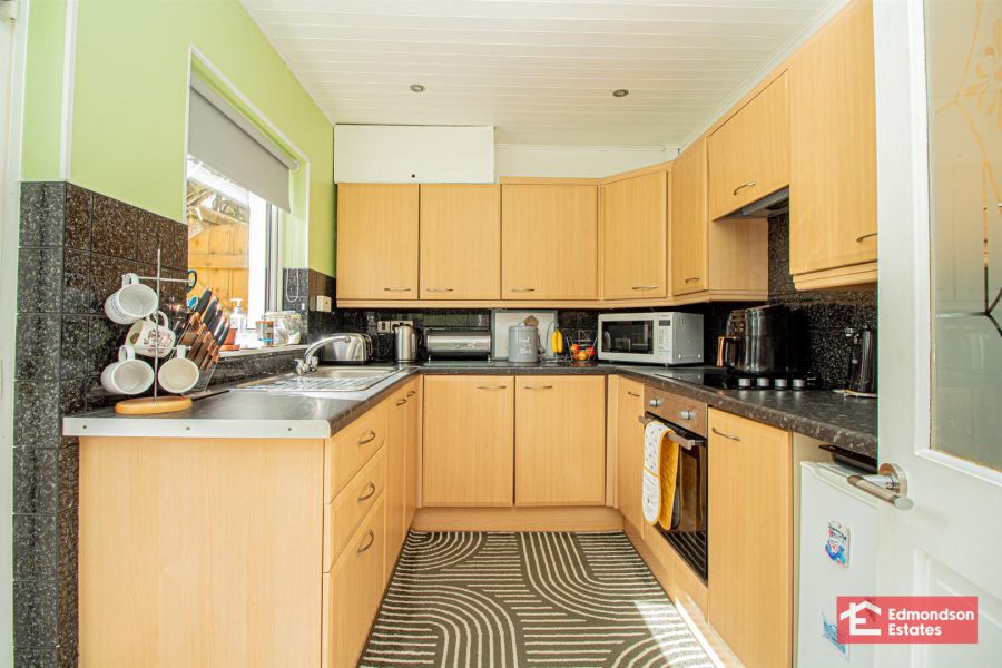 73 Firmount Crescent