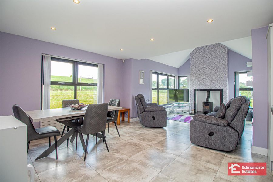 1 Parkfield Road