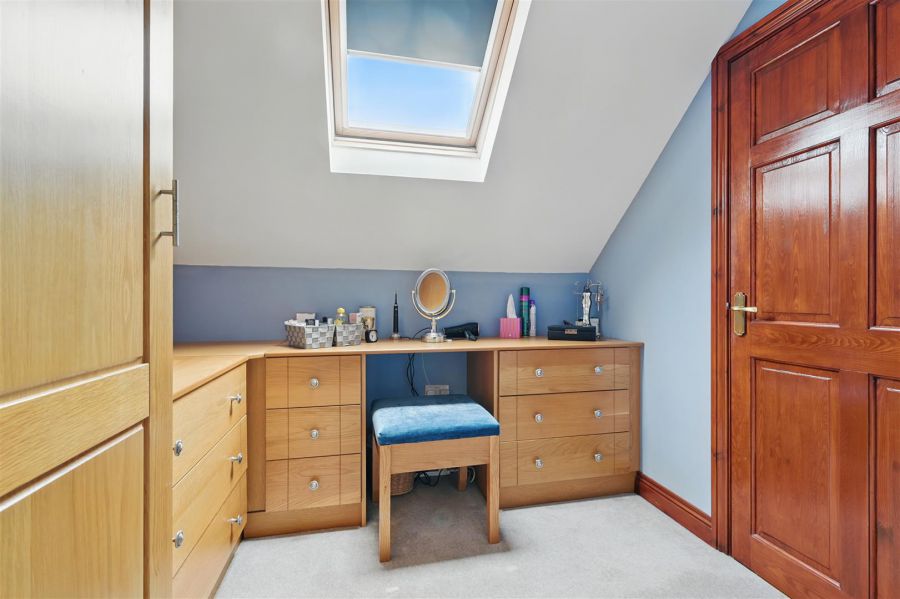 Edenvale View, 76 Chapeltown Road