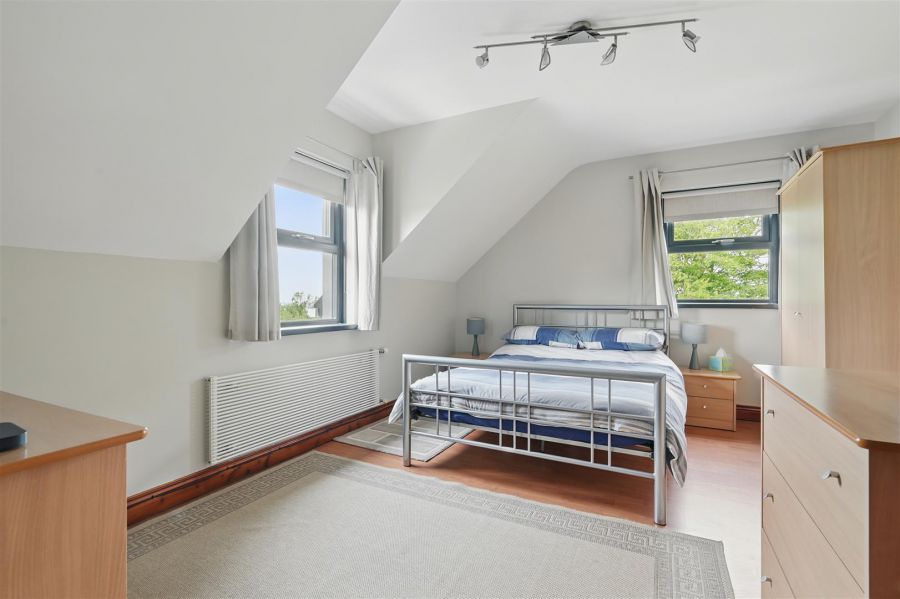 Edenvale View, 76 Chapeltown Road