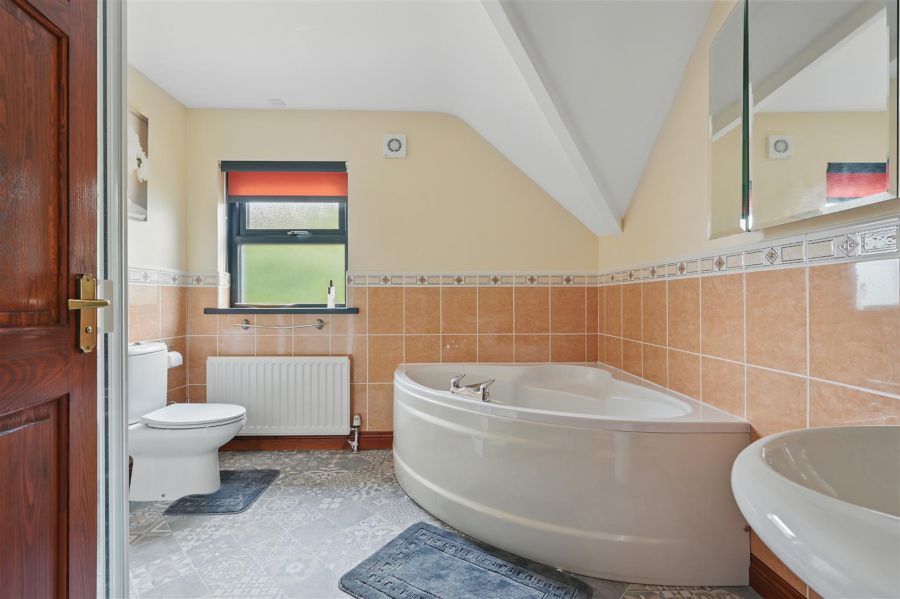 Edenvale View, 76 Chapeltown Road Edenvale View, 76 Chapeltown Road