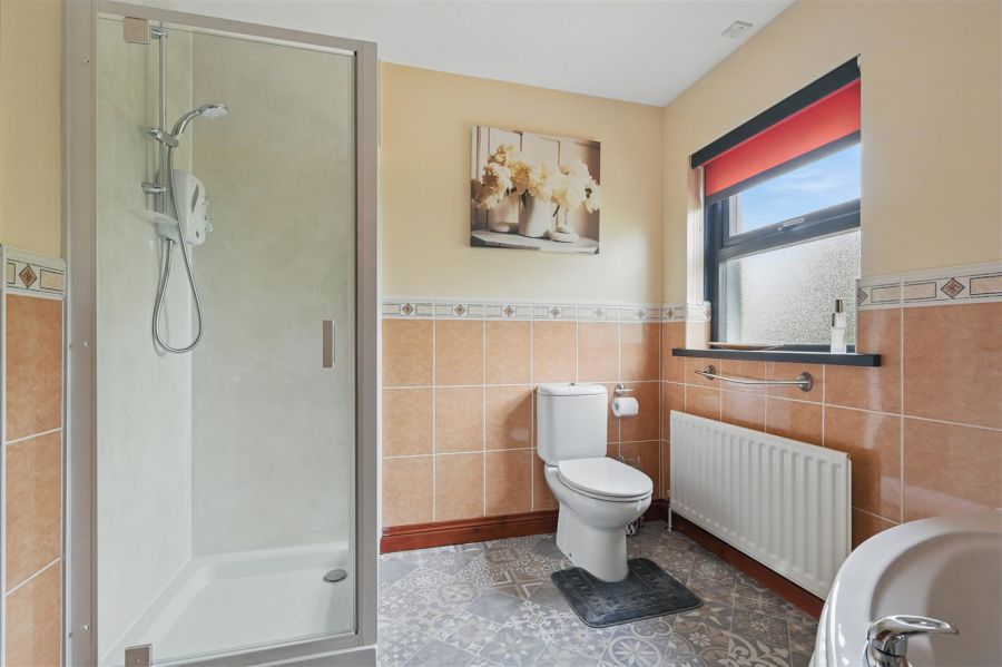 Edenvale View, 76 Chapeltown Road