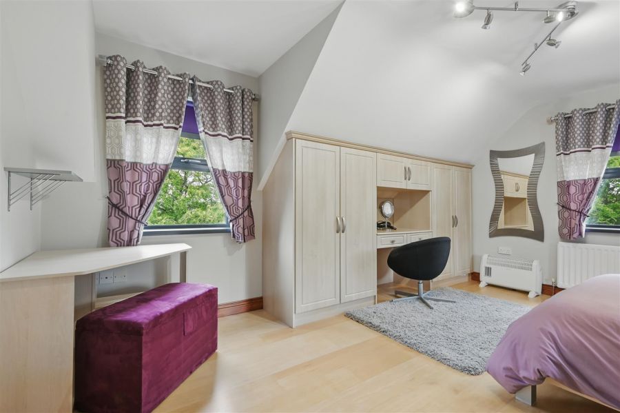 Edenvale View, 76 Chapeltown Road