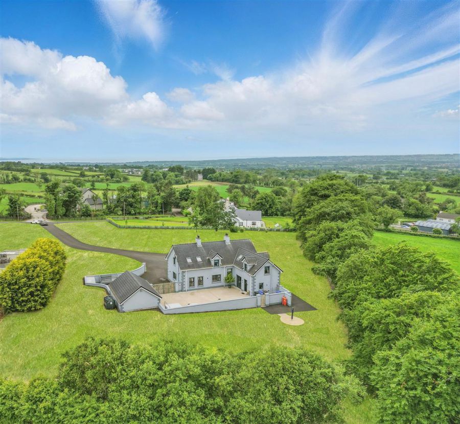 Edenvale View, 76 Chapeltown Road