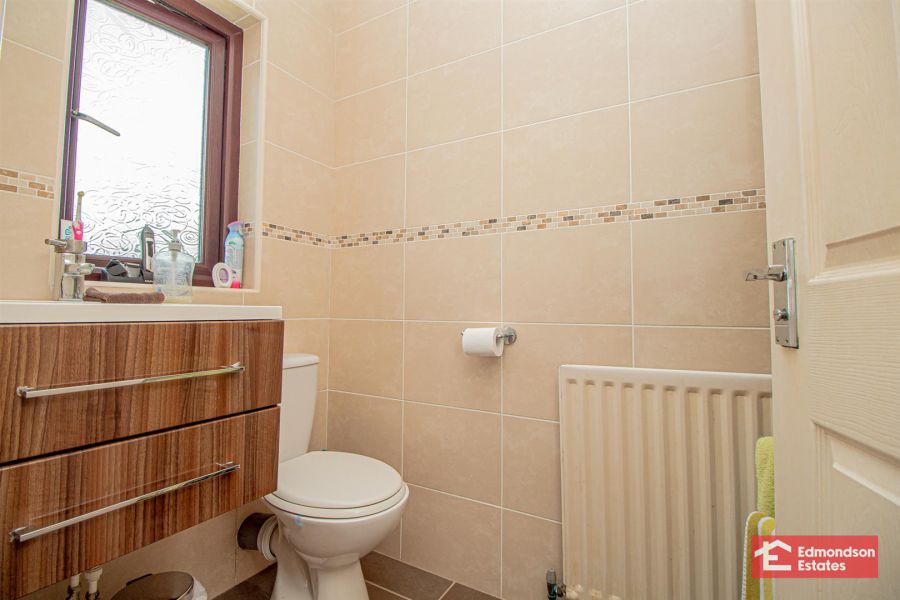 52 Gracefield