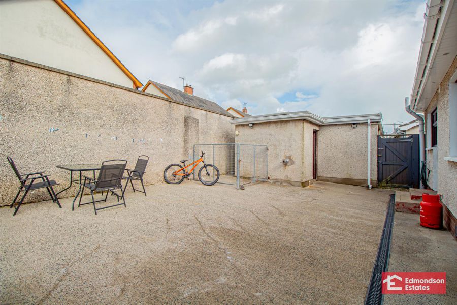 2 Eastburn Drive
