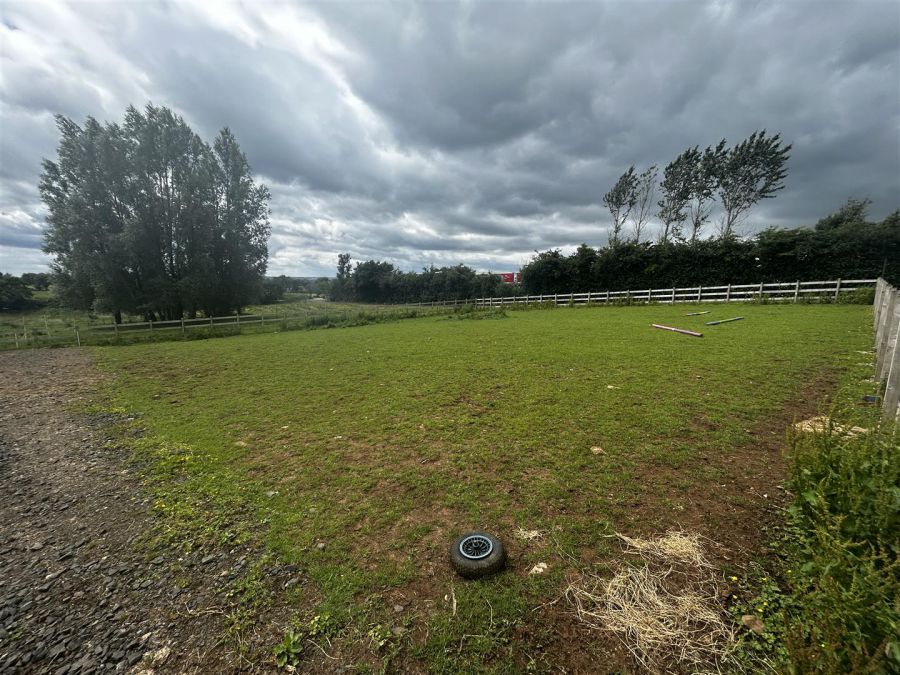 Equestrian Yard & Paddock, 51a Rankinstown Road