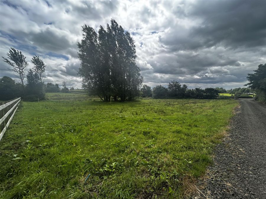Equestrian Yard & Paddock, 51a Rankinstown Road
