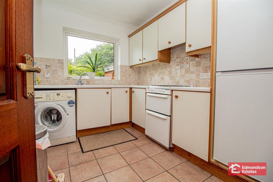 27 Dreen Road