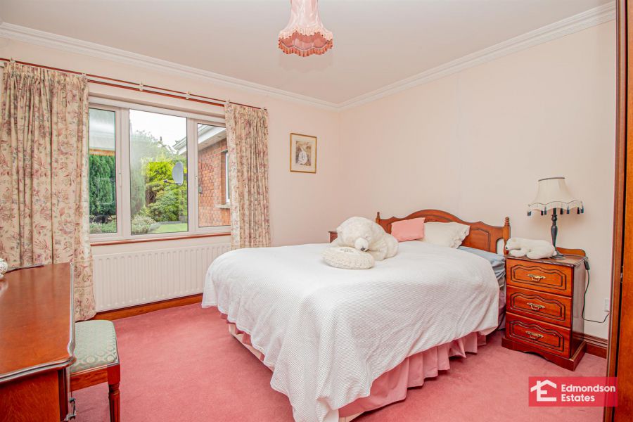 27 Dreen Road