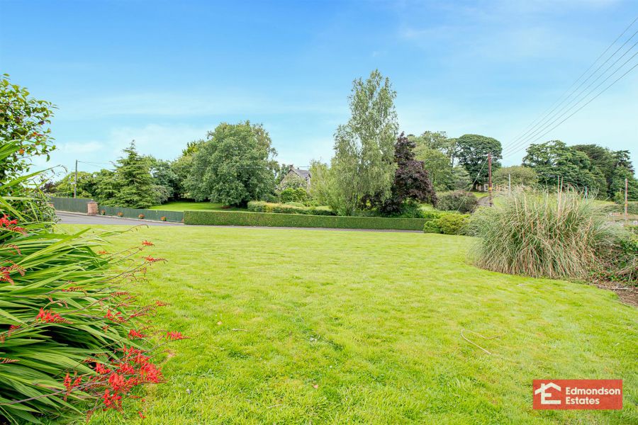 27 Dreen Road