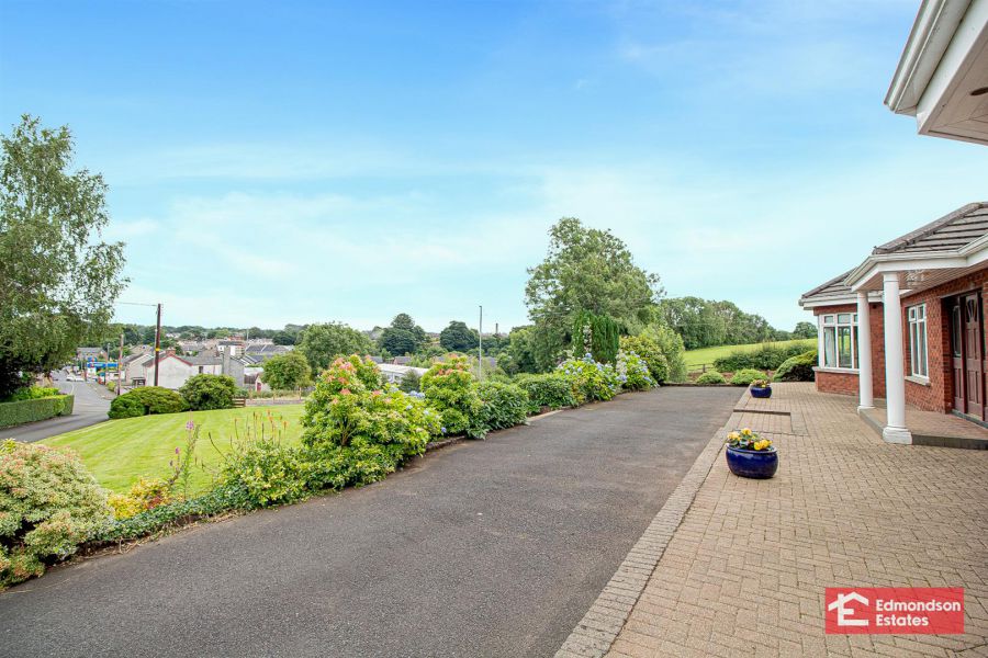 27 Dreen Road