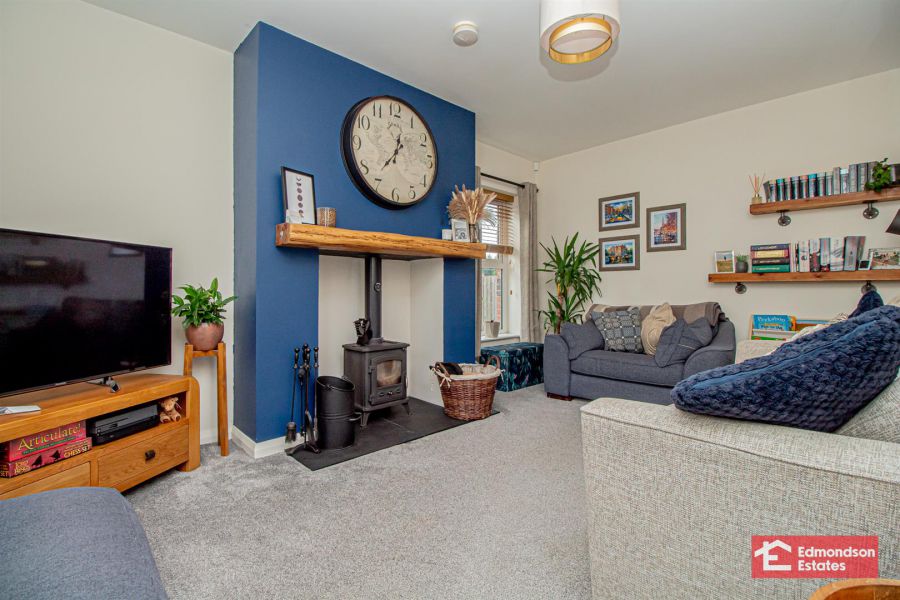 27 Greenhall Park