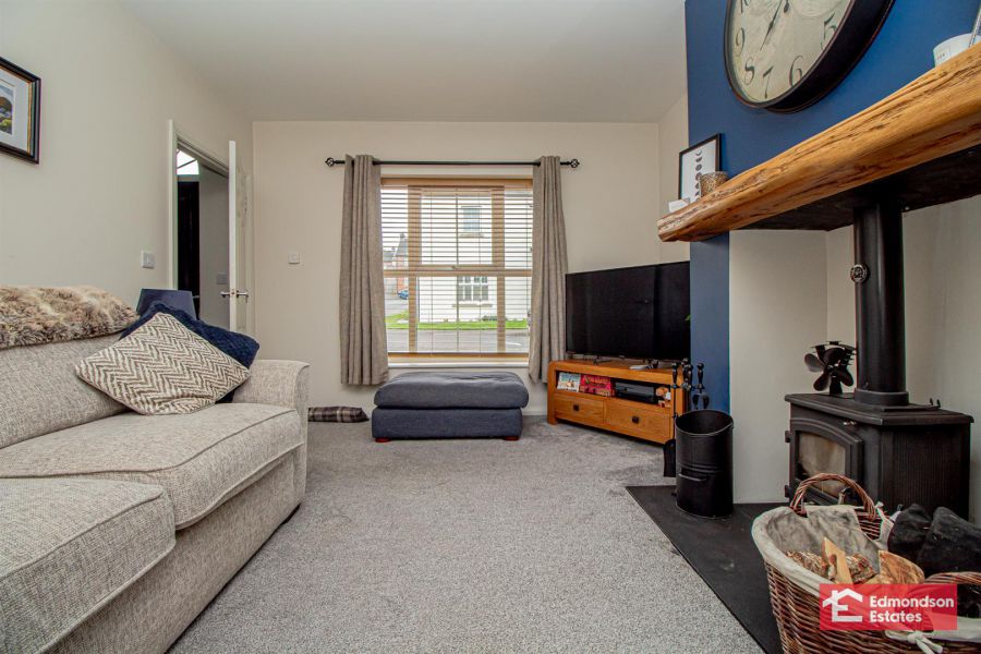 27 Greenhall Park
