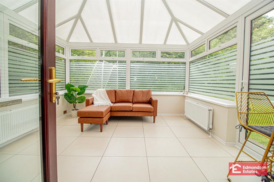 5 Sherwood Avenue