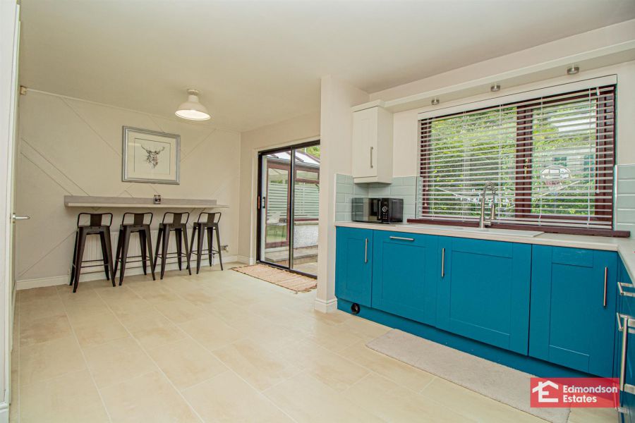 5 Sherwood Avenue