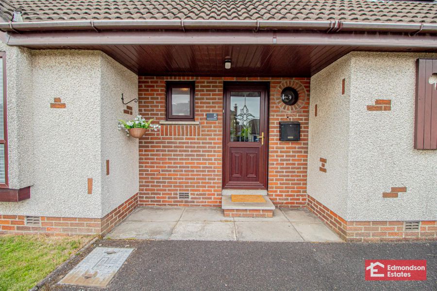 5 Sherwood Avenue