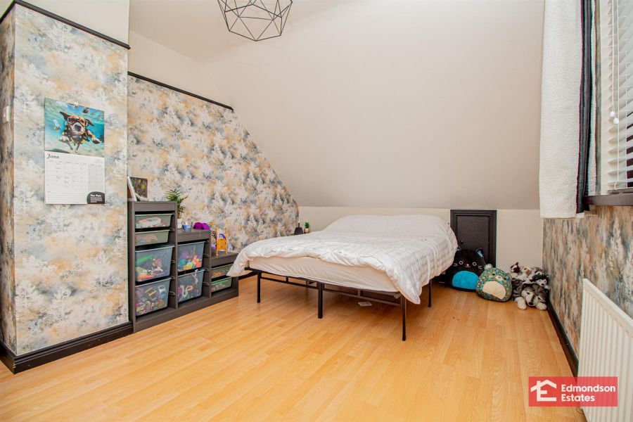 5 Sherwood Avenue