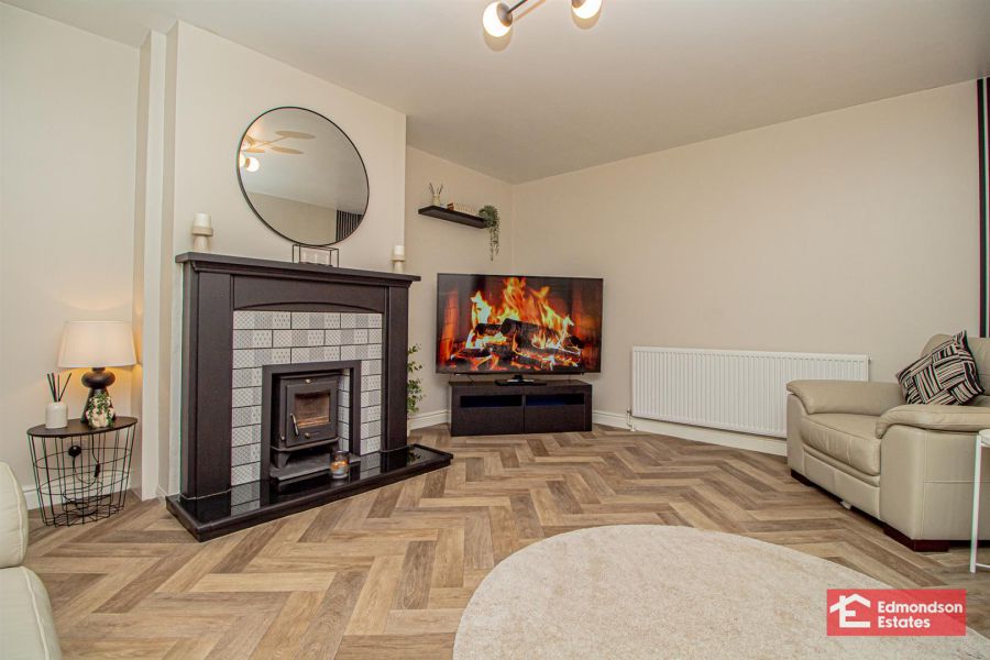 5 Sherwood Avenue