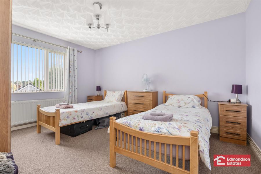 4 Woodcroft Brae