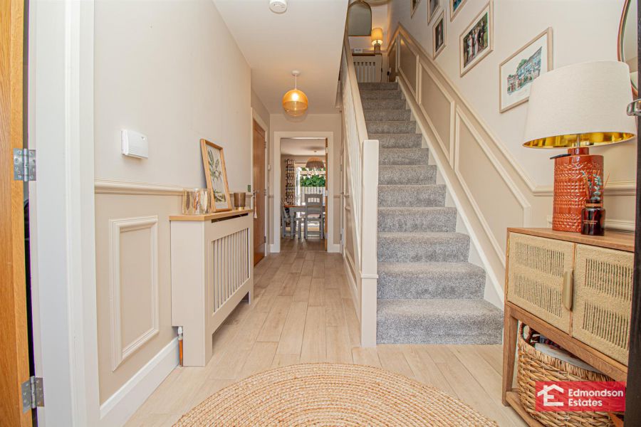 17 Rectory Manor