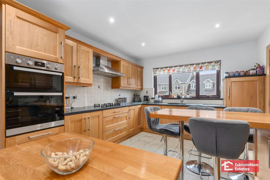 52 Shelling Hill Road