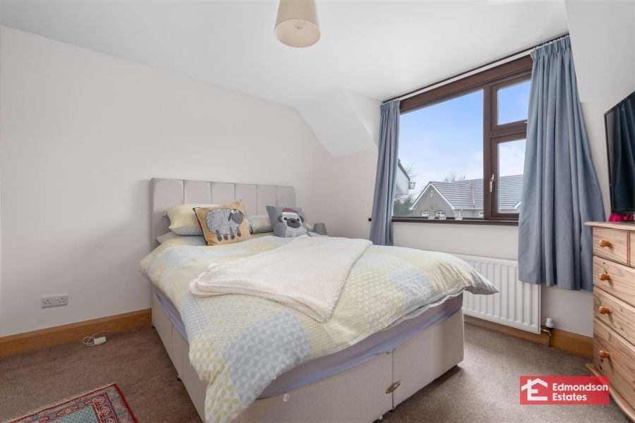 52 Shelling Hill Road