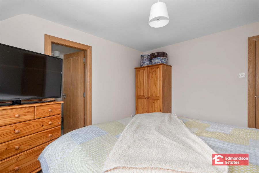 52 Shelling Hill Road