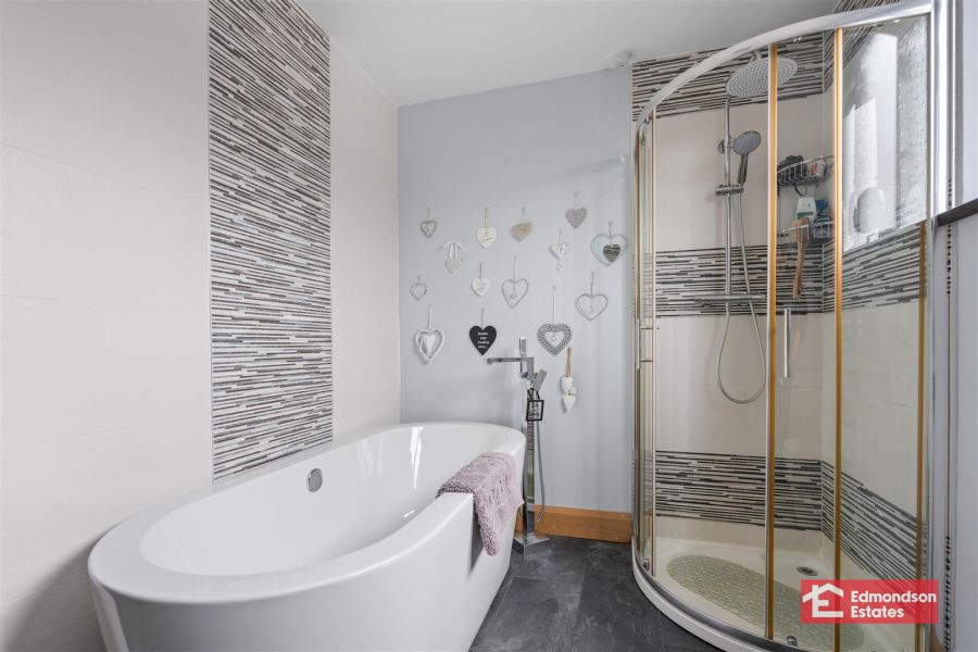 52 Shelling Hill Road