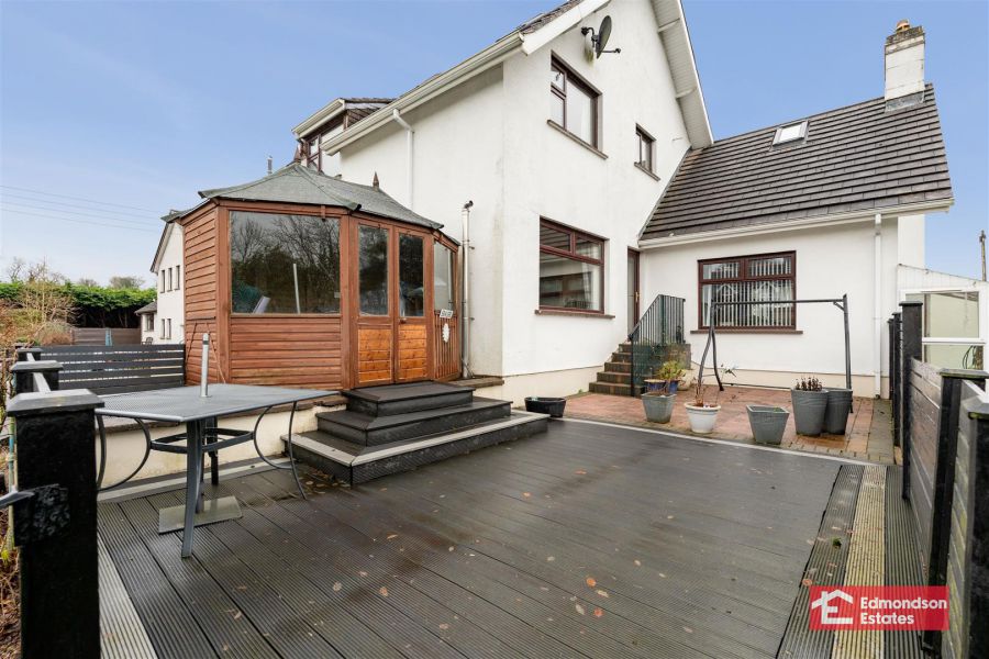 52 Shelling Hill Road