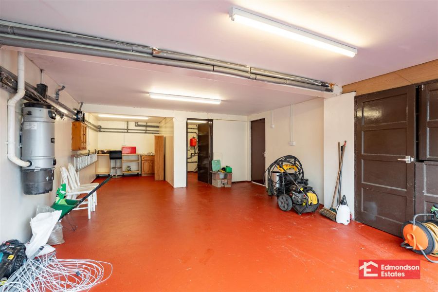 52 Shelling Hill Road