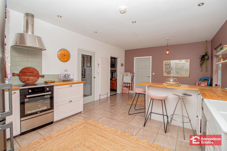 4 Tullyvadden Lane, Tully Road 4 Tullyvadden Lane, Tully Road