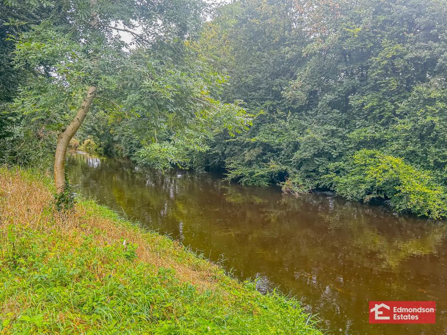 Bee Hive Cottage, 147 Ballywatermoy Road