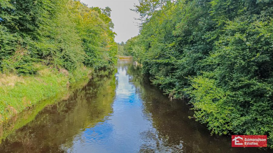 Bee Hive Cottage, 147 Ballywatermoy Road