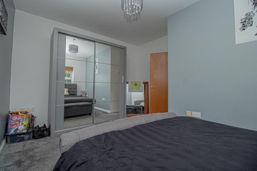 14 Springmount Mews