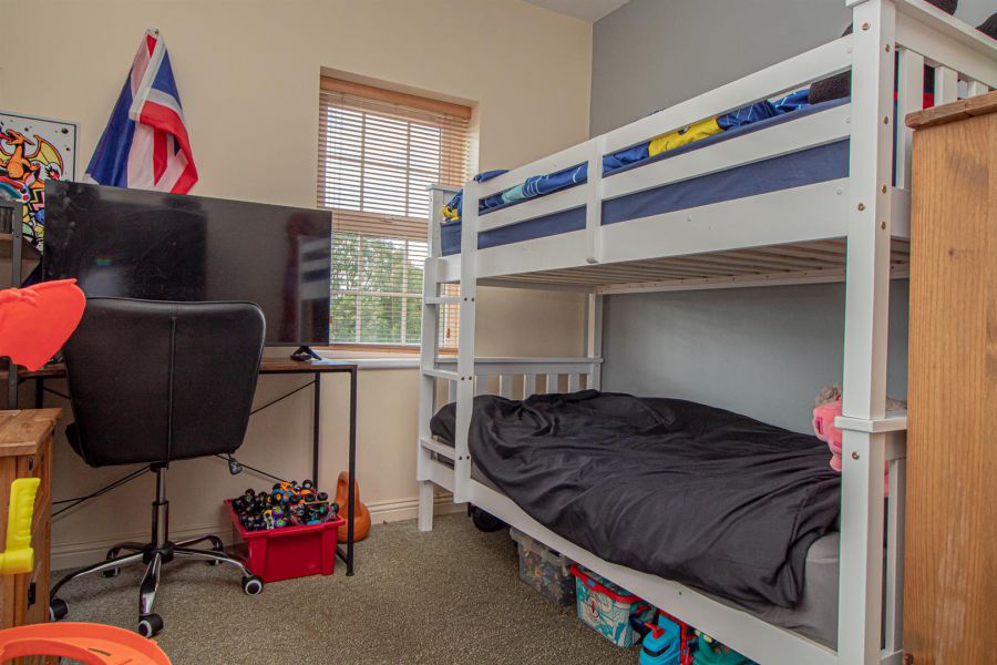 14 Springmount Mews