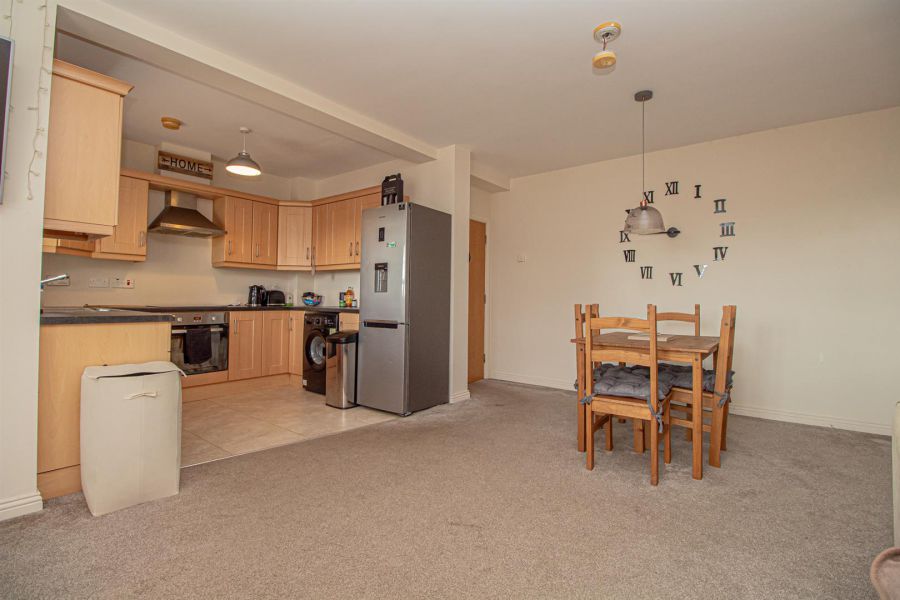 14 Springmount Mews