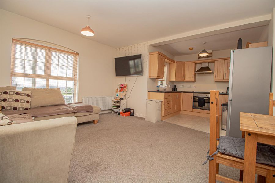 14 Springmount Mews