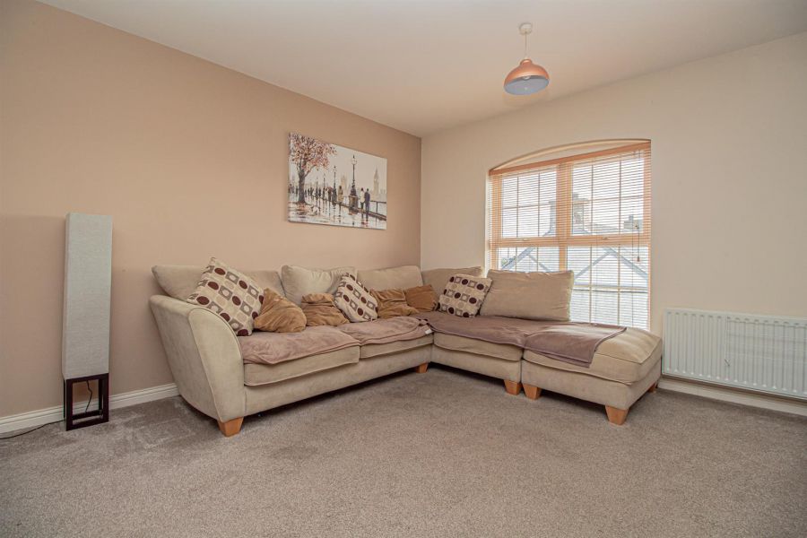 14 Springmount Mews