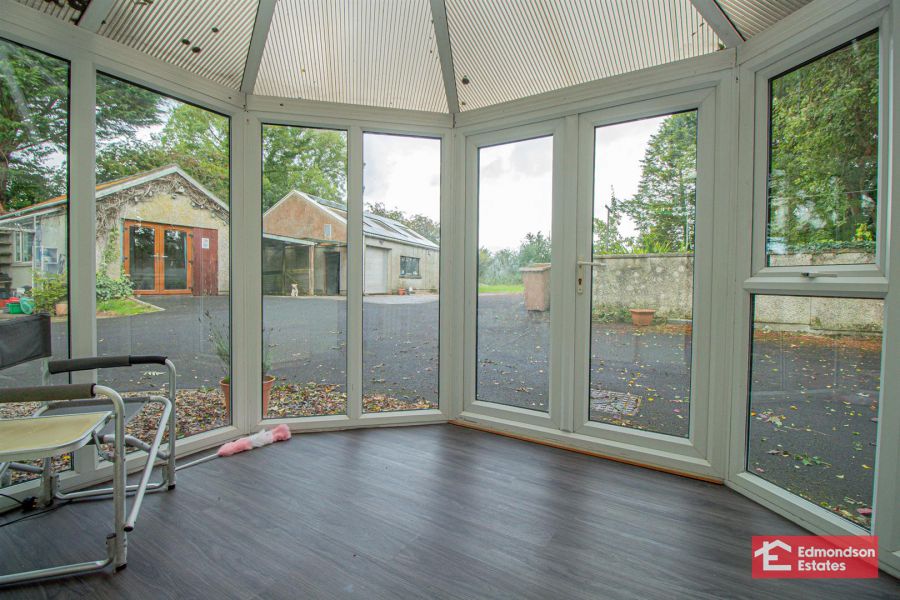 48 Straid Road
